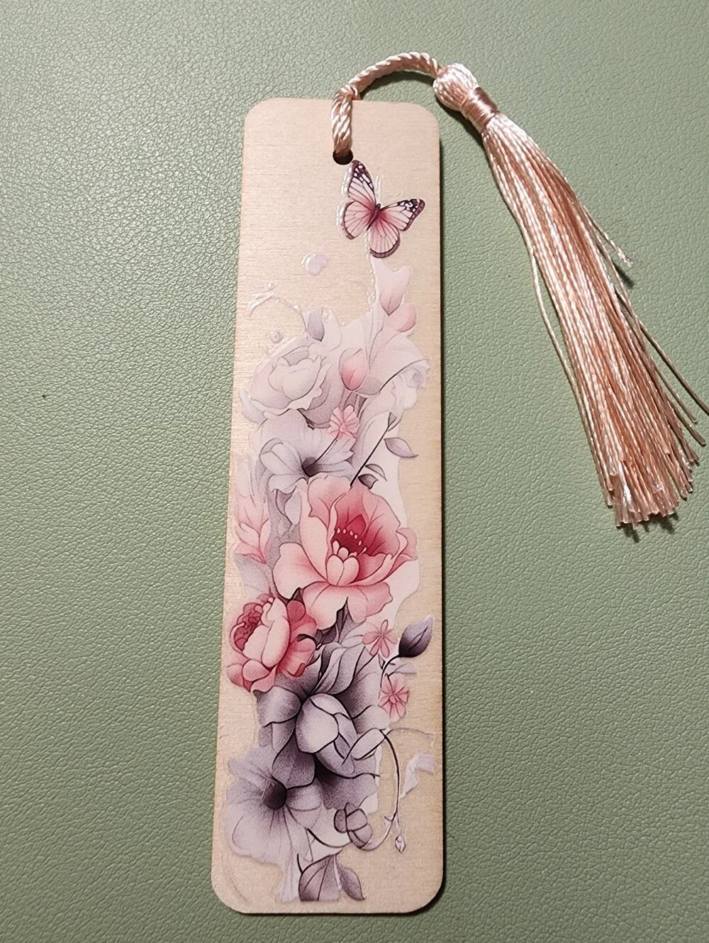 Floral Wood Bookmark with Pink Tassel
